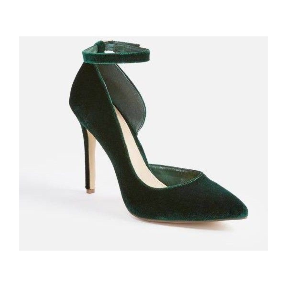 ISO JustFab Wanda Pump in green
